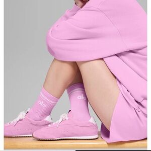 NWT ALO Unisex Half-Crew Throwback Sock